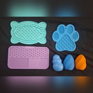 @Slow Feeder & Kong Lot@ 3 Lick Mats & 3 Kongs For Dogs And Cats Calming Anxiety